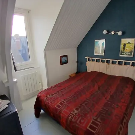 Petit Bijou A Pair Sur Saint-Pair-sur-Mer