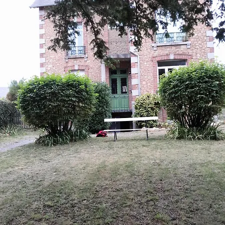 Petit Bijou à Pair Sur