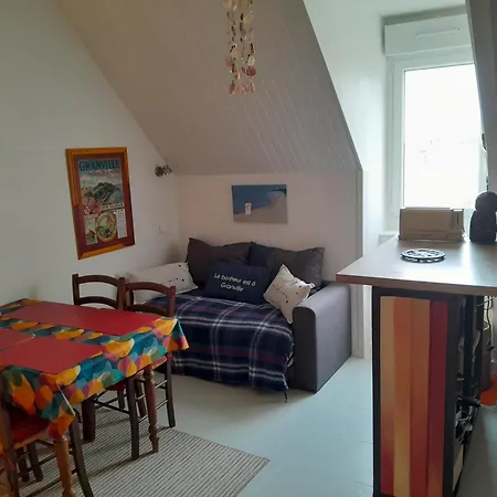 Apartman Petit Bijou A Pair Sur