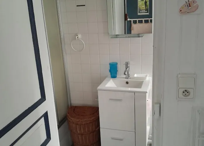 Petit Bijou A Pair Sur Saint-Pair-sur-Mer